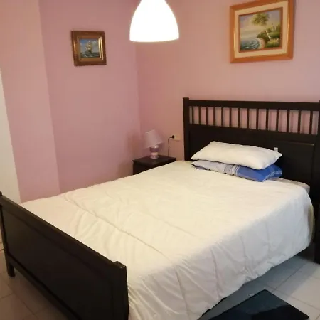Apartman 2-bedroom Ideally Located Between The Sea And The City Center Torrevieja
