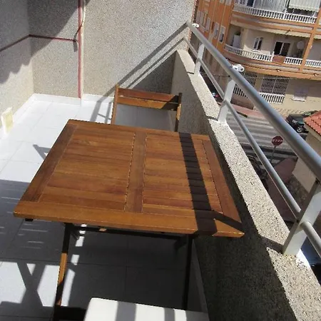 2-bedroom Ideally Located Between The Sea And The City Center Apartman